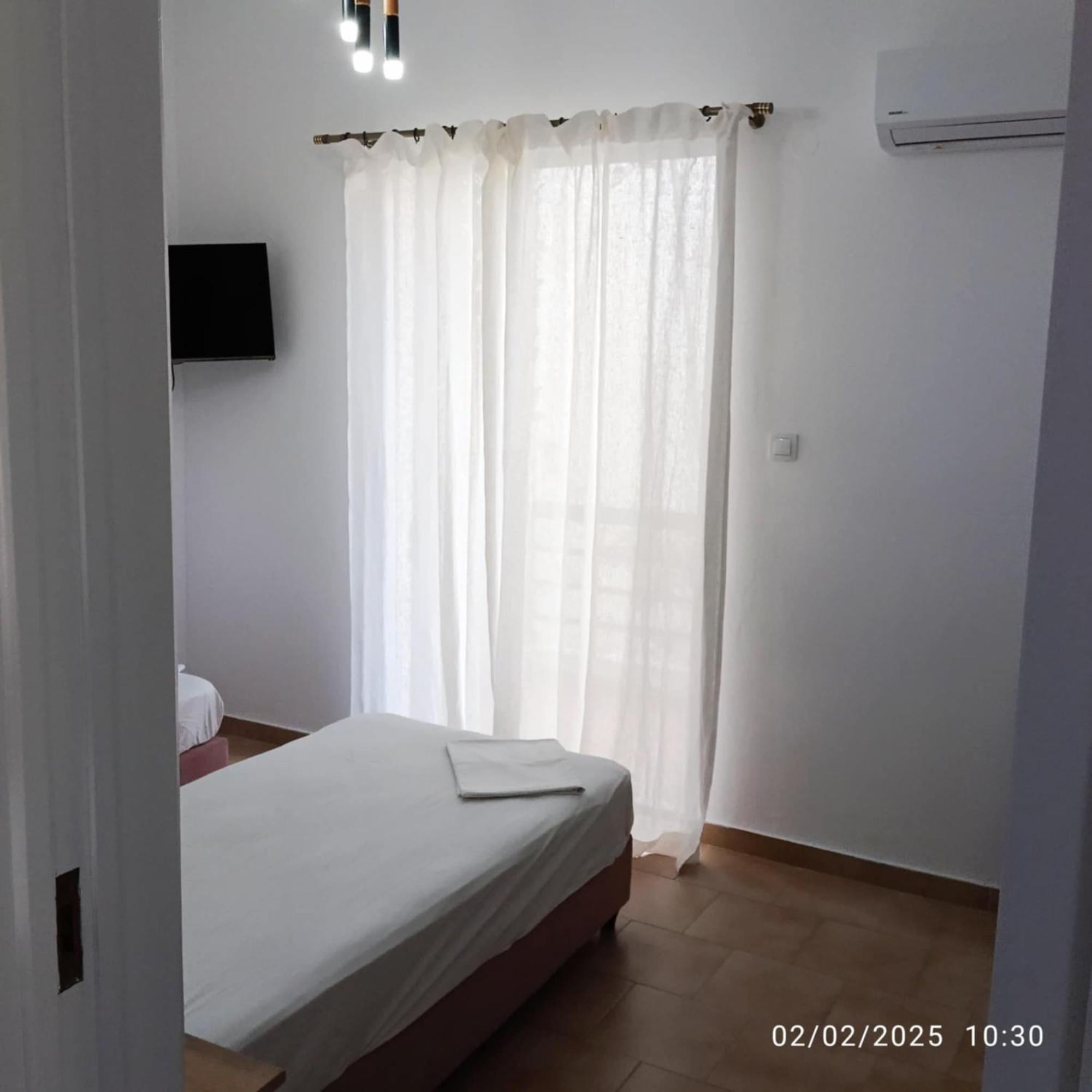 Good Life Apartment *